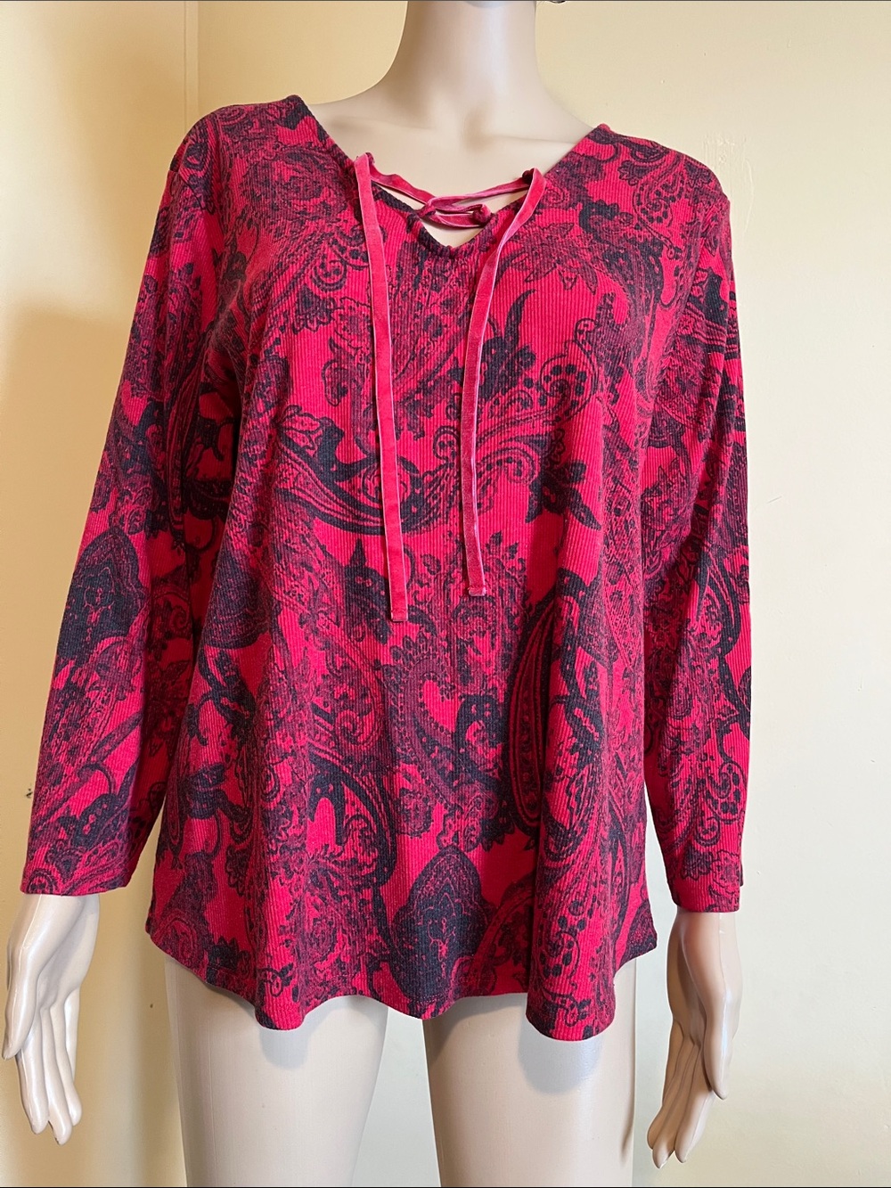Cato Red Paisley Lace-Up V-Neck Tunic - Picture 3 of 5